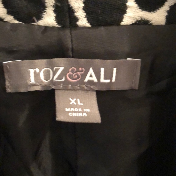 Black and white polka dot jacket - Picture 2 of 7